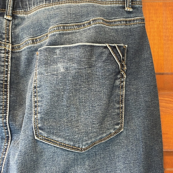 Apt 9 mini jean skirt size 14 - Picture 5 of 6